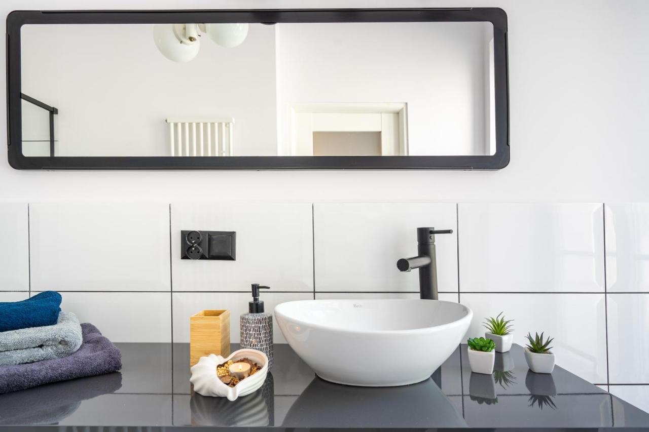 Stylish Studio In The Heart Of The City. 바르샤바 외부 사진